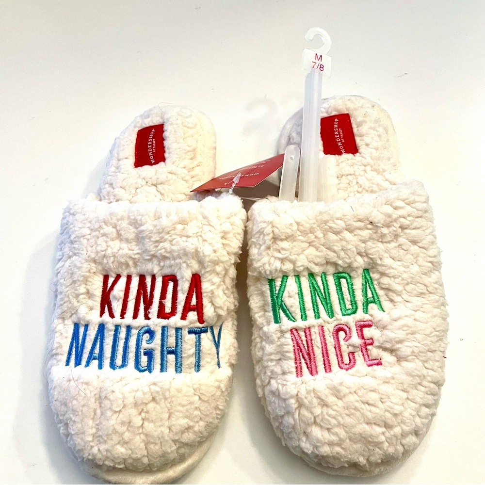 Christmas slippers by Wondershop in size 7/8. Bundle and save!!!